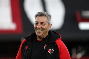 No cambia nada: Kudelka analiza enfrentar a Platense con el mismo equipo que viene de empatar con Vélez
