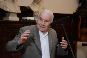 Murió Héctor Martínez, figura emblemática del periodismo deportivo rosarino