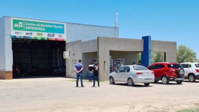 Esperanza: cae cuarto policía por irregularidades en verificaciones del automotor
