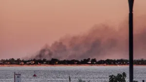 Nuevos incendios en las islas: el humo volvió a Rosario y hay cerca de 1.200 hectáreas afectadas