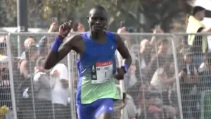 Un keniata ganó la Maratón de Buenos Aires con un tiempo de 2:08:23