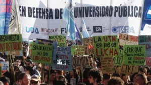 Fracasó la paritaria universitaria: los gremios llaman al paro y convocan a la quinta Marcha Nacional Universitaria