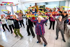"Celebrar la vida": el municipio lanza un ciclo de bienestar para personas mayores de 65 años