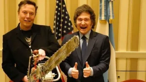 Sin licitación: Milei entrega la conectividad de 6000 escuelas rurales a Elon Musk