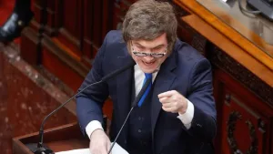 ¿Paranoia en Olivos? Milei echa empleados por “espionaje” y la blinda con las fuerzas armadas