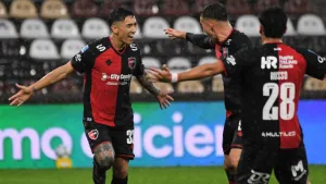 Con un golazo de Solari, Newell's se pone en ventaja ante Platense en Vicente López