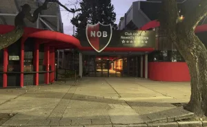 Dos fiscales quedaron al frente de la investigación por los incidentes en Newell’s: buscan imágenes y registros