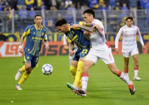 Arrancó en el Gigante: Central, con Werner como titular, ya juega con Argentinos Juniors un duelño clave por la tabla anual