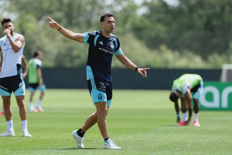 Scaloni y la renovación de su contrato: "No hay novedades todavía, me reuniré con el presidente estos días, pero las ganas de seguir están"