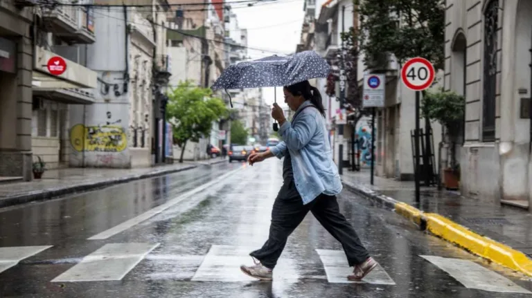 Alerta por tormentas para este jueves en Rosario: viento, granizo y descenso de la temperatura