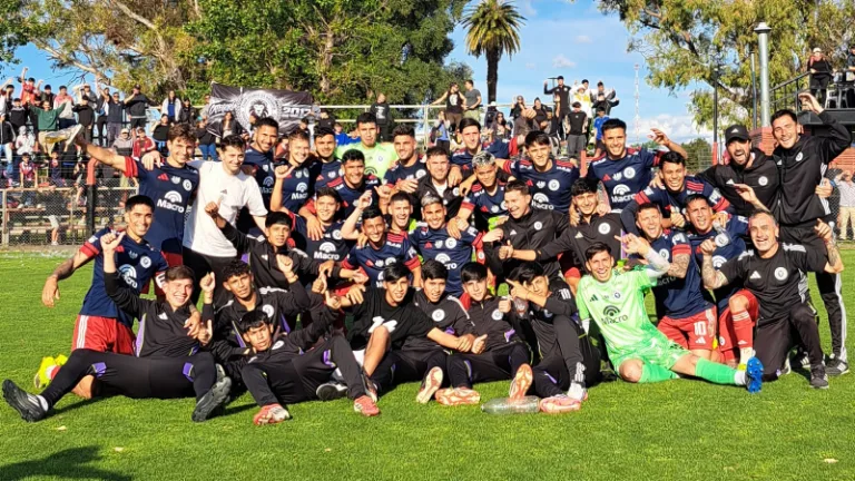 Leones y Central Córdoba ganaron sus series por penales para meterse en una nueva fase del Reducido por el segundo ascenso de la Primera C