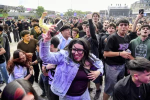 El Festival Bandera desborda de música: todo el color de una jornada inolvidable