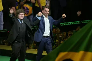 La jueza Capuchetti investigará la denuncia contra el gobierno por ayudar en la fuga de Bolsonaro