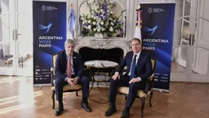 Un estudio británico con turbios antecedentes está detrás de la venta de ciudadanía argentina