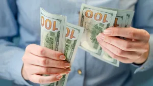 La demanda de dólares sigue alta: desde el fin del cepo se compraron US$57.400 millones, más de cuatro veces el superávit energético