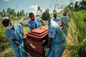 Ya murieron más de 5 mil personas por el brote de ébola en la República Democrática del Congo