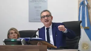 Rosario avanza hacia la regulación de Uber y DiDi: el Ejecutivo envió un proyecto al Concejo