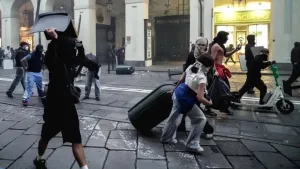Protestas violentas y saqueos en Milán dejan más de 60 detenidos
