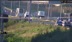 Chocaron dos motociclistas en Circunvalación horas después del derrame de cereal sobre el pavimento: murió un joven de 27 años