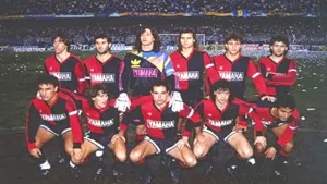 Fabián Garfagnoli: "Me tocó vivir la época más gloriosa de Newell's con Bielsa y tuve el privilegio de jugar con Maradona"