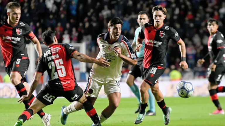 Sumó en el Gasómetro: Newell's lo peleó más de lo que lo jugó y rescató un punto ante San Lorenzo