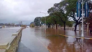 “El Niño” no da tregua en el Litoral y volvieron a cerrar uno de los circuitos en las Cataratas del Iguazú