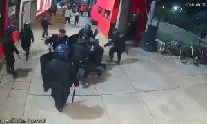 El ministro Cococcioni defendió la violenta actuación policial en el club Newell's aunque admitió que habrá una investigación