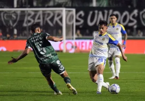 Empata el Canalla en Junín: apareció Ávila en el área rival para quedarse con una pelota suelta y ahora Central iguala 1-1 con Sarmiento