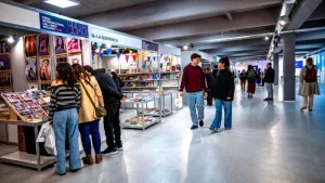 Con destacadas figuras, la Feria del Libro Rosario se prepara para un fin de semana a pura actividad